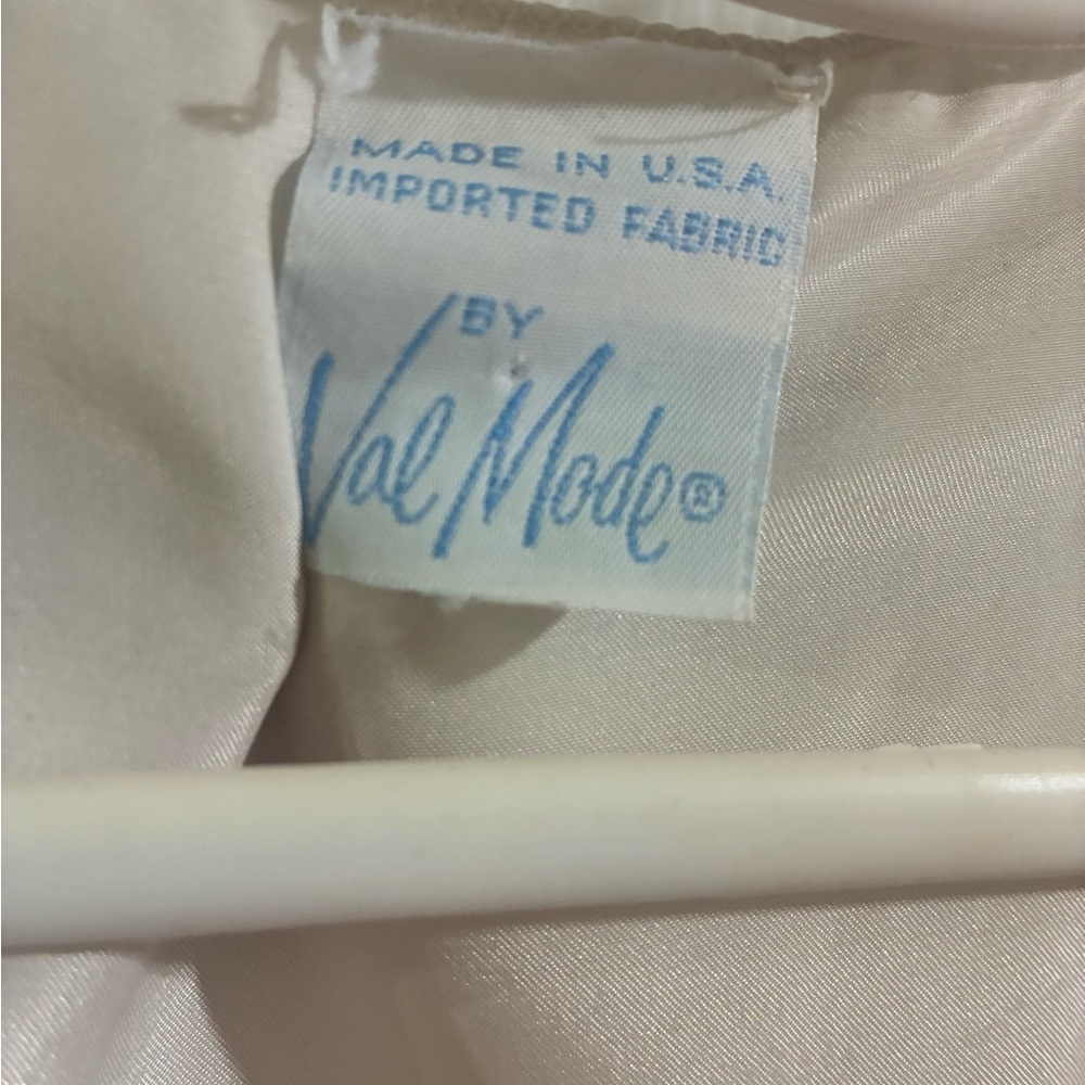 Vintage Women’s Medium Satin Robe - Picture 7 of 10